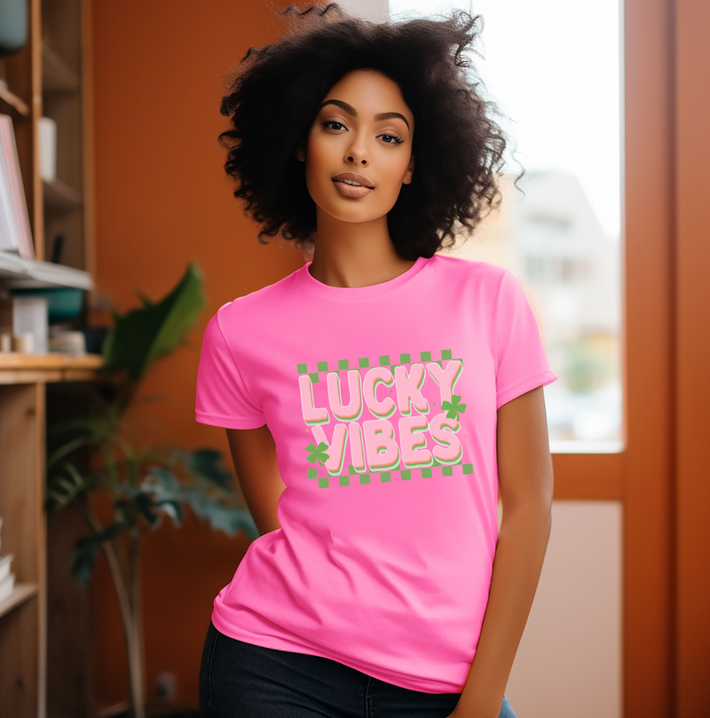 Lucky Vibes (Preppy) © Unisex Top