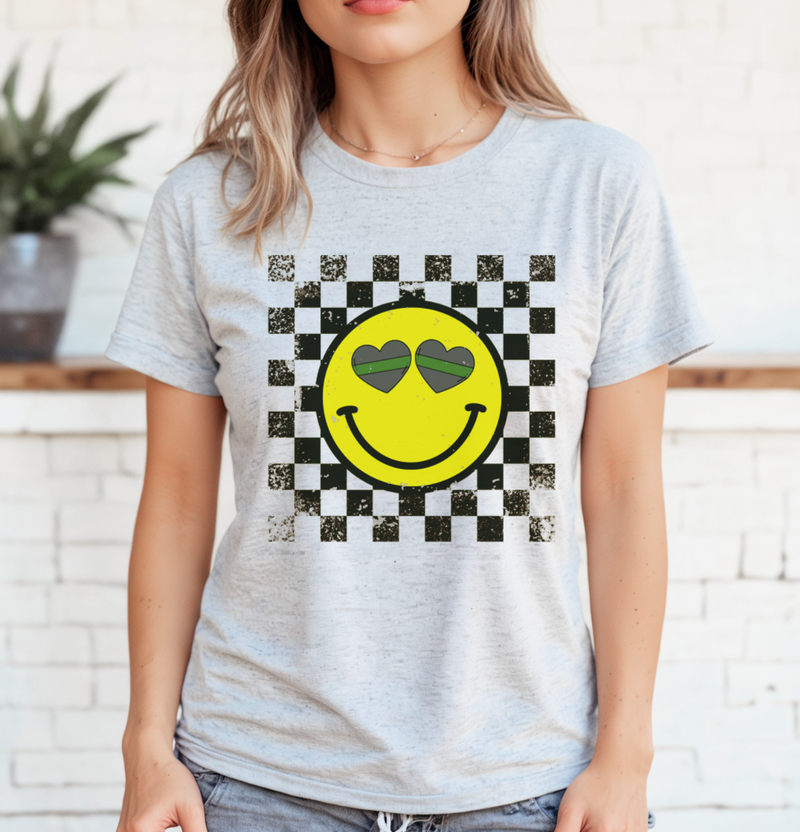 Smiley Heart Eyes (Thin Green Line) © Unisex Top