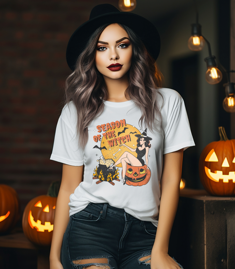 Season Of The Witch (Vintage) © Unisex Top