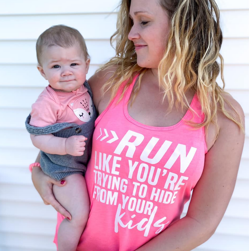 Run Like You're Trying To Hide From Your Kids © Ladies Flowy Racerback Tank (White)